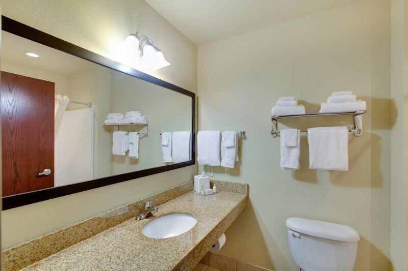 Cobblestone Inn & Suites - Clintonville Экстерьер фото
